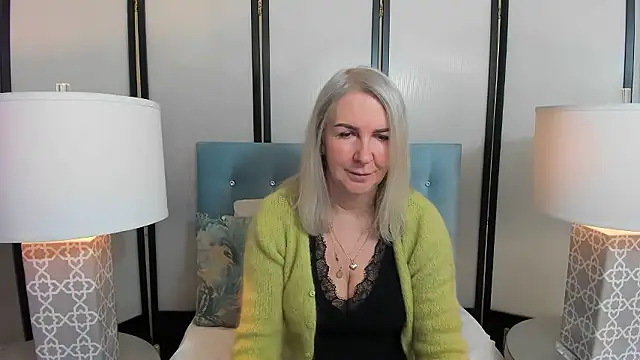 EricaTop online show from 01-10-26, 06:15