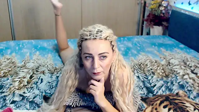 MirabelaSweet online show from 03-17-25, 06:40