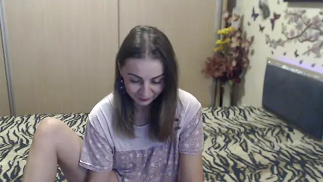Snapshot of MirabelaSweet chatting on 02-10-26, 10:30 MirabelaSweet online show from 02-10-26, 10:30