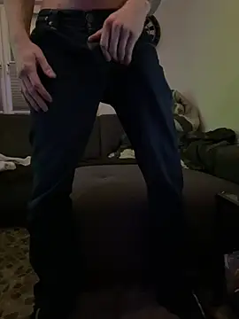 Snapshot of LionBoy1976 chatting on 12-15-24, 08:30 LionBoy1976 online show from 12-15-24, 08:30