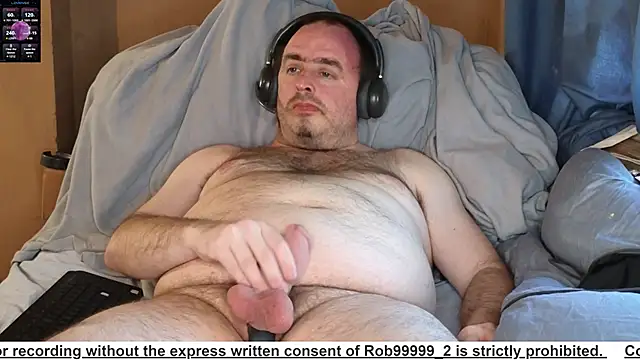 rob99999 2 online show from 03-11-25, 10:53