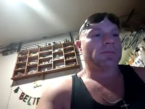 Snapshot of lilpervt chatting on 05-05-26, 03:03 lilpervt online show from 05-05-26, 03:03