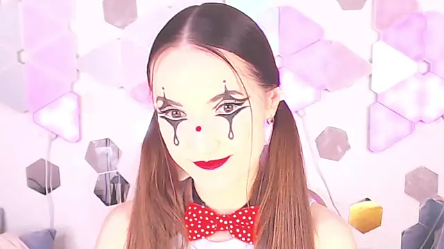 LexiKiss online show from 09-19-25, 08:27