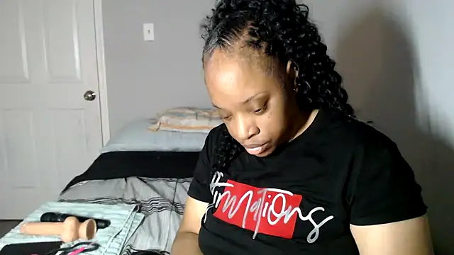 Sexymona1218 online show from 11-25-25, 05:51