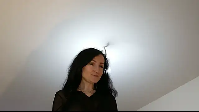 lara heaven online show from 10-23-25, 06:34