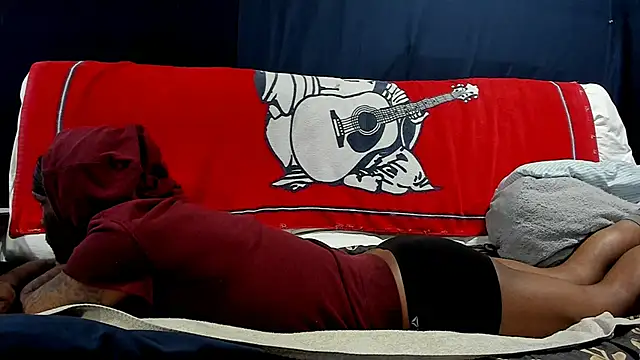 iBreakHeartz online show from 12-09-24, 04:05