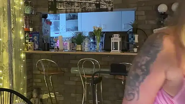 Monageil online show from 02-11-26, 07:35