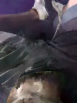 Snapshot of Curvy_conda chatting on 01-12-25, 08:25 Curvy conda online show from 01-12-25, 08:25