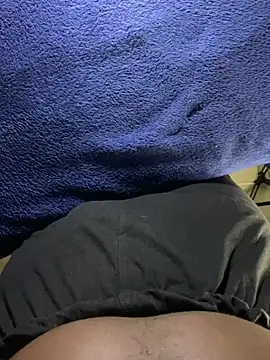 Snapshot of Curvy_conda chatting on 03-19-25, 05:30 Curvy conda online show from 03-19-25, 05:30