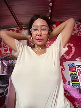 sweetieme online show from 04-10-26, 02:17