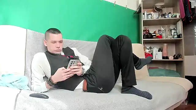 viraglaci18xh online show from 03-01-26, 01:02