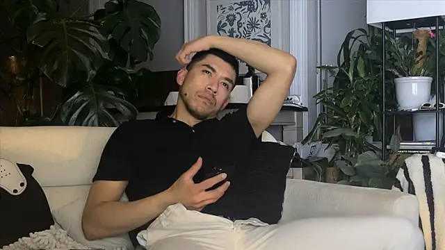 Snapshot of bestofdoseswirls chatting on 02-19-26, 03:35 bestofdoseswirls online show from 02-19-26, 03:35