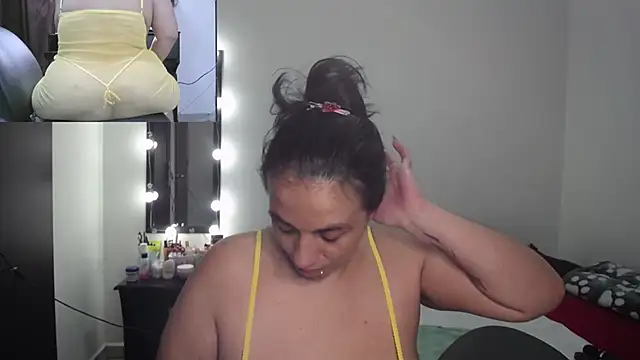 zoe hotxxx online show from 02-20-25, 12:19