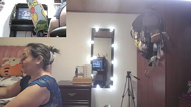 zoe hotxxx online show from 05-06-26, 01:38