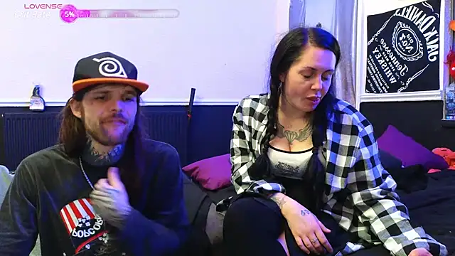 Snapshot of AltustThomas chatting on 12-06-24, 12:12 AltustThomas online show from 12-06-24, 12:12