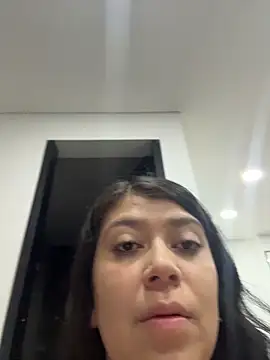 Snapshot of emilyjohanson chatting on 04-23-26, 06:32 emilyjohanson online show from 04-23-26, 06:32