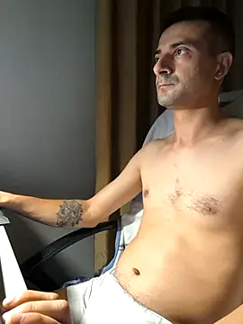 Snapshot of Cipribuddy chatting on 09-24-25, 09:07 Cipribuddy online show from 09-24-25, 09:07