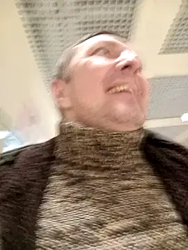 Snapshot of Pokaz2020 chatting on 12-01-24, 04:29 Pokaz2020 online show from 12-01-24, 04:29