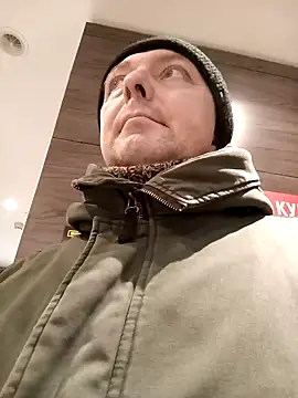 Snapshot of Pokaz2020 chatting on 12-29-24, 03:57 Pokaz2020 online show from 12-29-24, 03:57