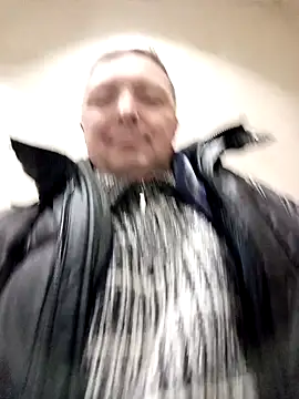 Snapshot of Pokaz2020 chatting on 02-15-25, 06:33 Pokaz2020 online show from 02-15-25, 06:33