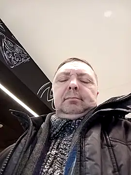 Snapshot of Pokaz2020 chatting on 02-19-25, 06:21 Pokaz2020 online show from 02-19-25, 06:21