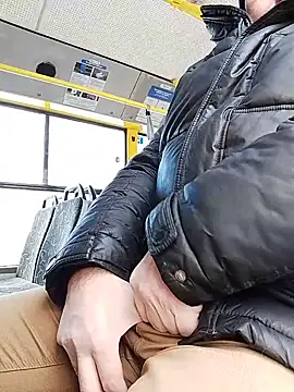 Snapshot of Pokaz2020 chatting on 02-21-25, 09:34 Pokaz2020 online show from 02-21-25, 09:34