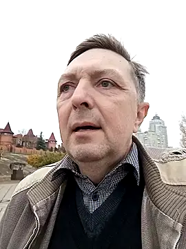 Snapshot of Pokaz2020 chatting on 11-05-25, 12:16 Pokaz2020 online show from 11-05-25, 12:16