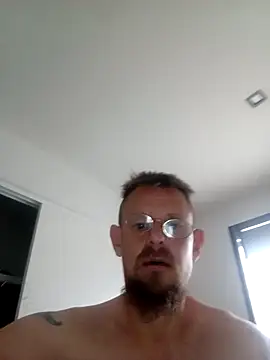 Skody31 online show from 12-18-25, 06:19