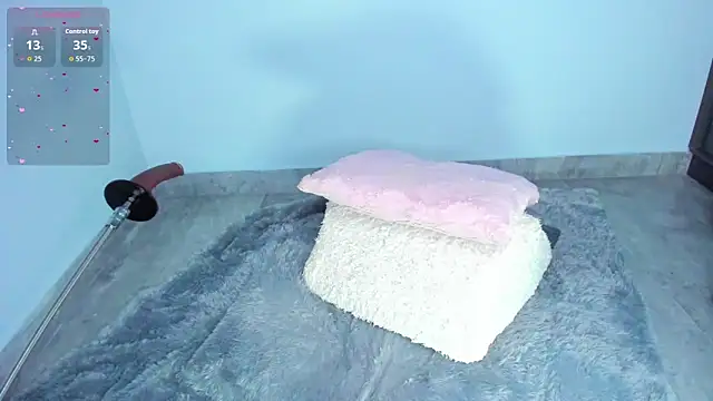 Sofi Smiley online show from 02-07-26, 09:02