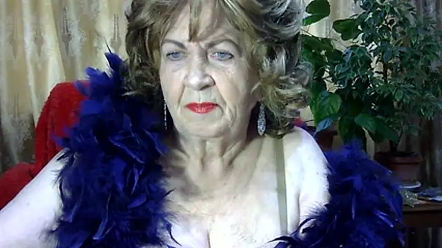 Emma52610 online show from 02-05-26, 10:20