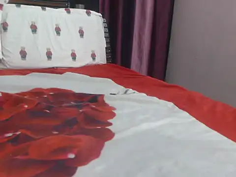 Snapshot of prettyindiandoll chatting on 06-04-26, 04:29 prettyindiandoll online show from 06-04-26, 04:29