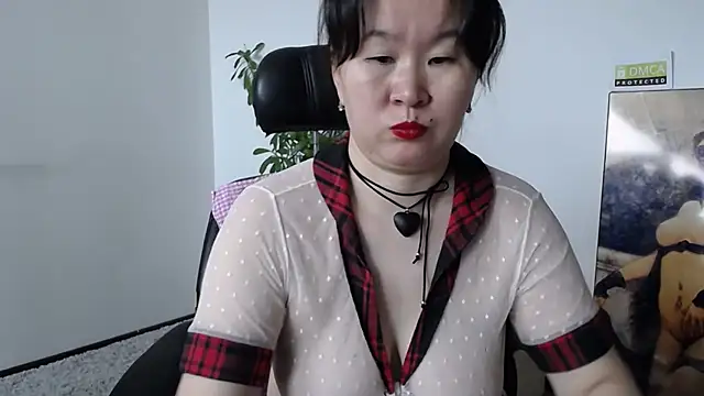 Akira xx online show from 10-26-25, 02:50