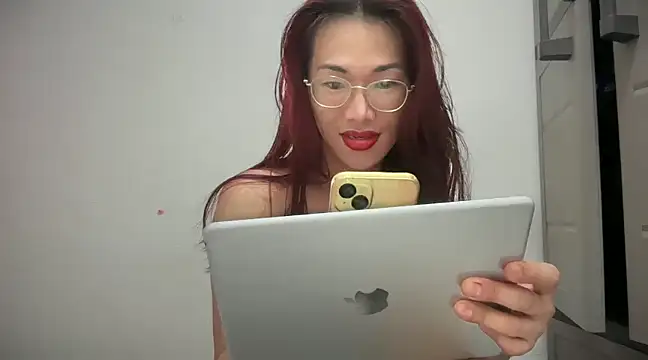 Snapshot of Jakolera2020 chatting on 12-30-24, 05:02 Jakolera2020 online show from 12-30-24, 05:02