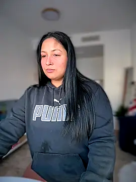 DannaaMeliza online show from 11-29-25, 10:51