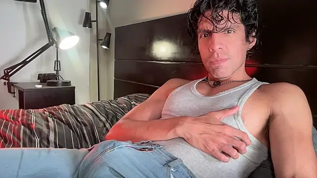 Snapshot of beranco19 chatting on 02-27-26, 05:18 beranco19 online show from 02-27-26, 05:18