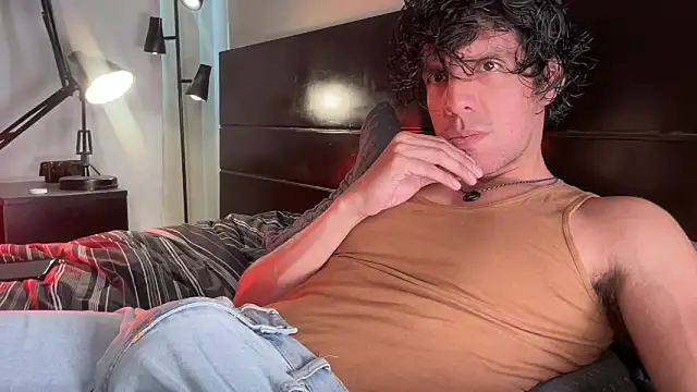 Snapshot of beranco19 chatting on 02-27-26, 09:48 beranco19 online show from 02-27-26, 09:48