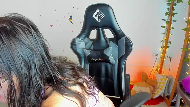 Susan Foxx online show from 02-23-26, 05:43