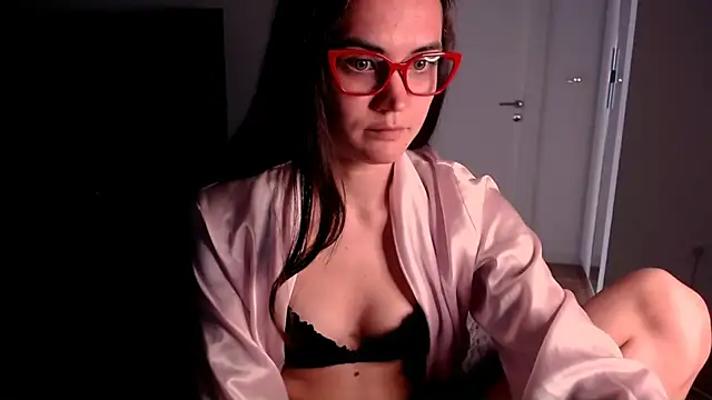 EvelynGG online show from 05-19-26, 11:27