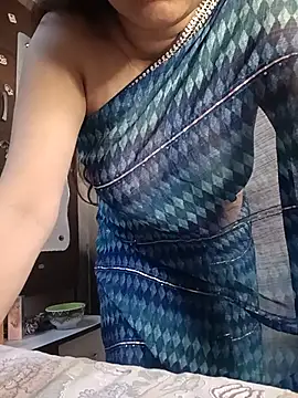 Snapshot of naughtymadam chatting on 07-09-26, 06:39 naughtymadam online show from 07-09-26, 06:39