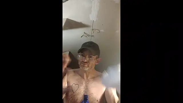 ROBERT0516 online show from 11-28-25, 04:26