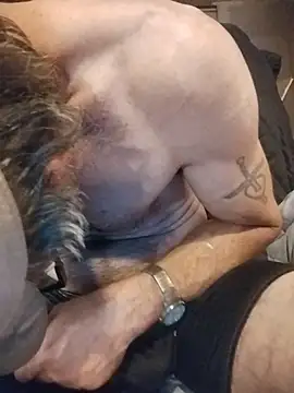 ROBERT0516 online show from 05-19-26, 03:24