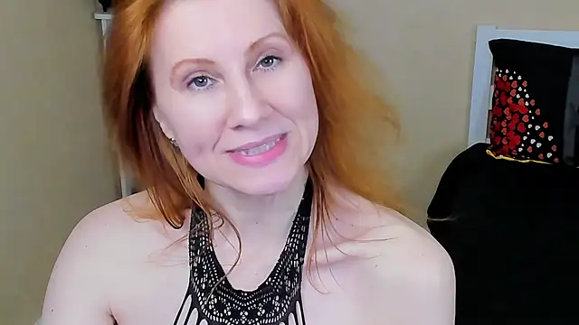 FoxySophia online show from 01-16-26, 01:04