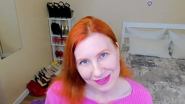 FoxySophia online show from 05-31-26, 06:20