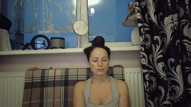 LindaStarS online show from 02-18-26, 04:41