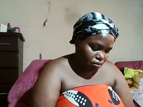 sexybigboobz online show from 12-18-25, 05:57