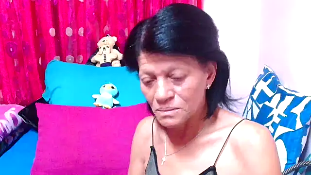 SLUTTYROXY online show from 10-26-25, 05:52