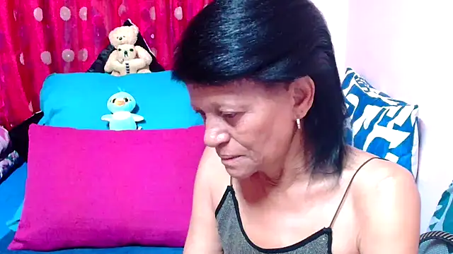 SLUTTYROXY online show from 10-27-25, 06:06