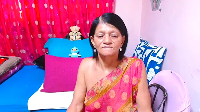 SLUTTYROXY online show from 04-05-26, 05:48