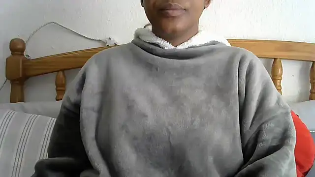 Snapshot of blackslut4u chatting on 06-06-26, 08:41 blackslut4u online show from 06-06-26, 08:41