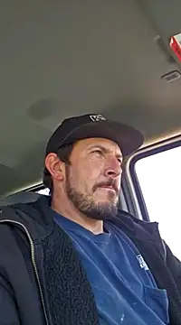 UncutHammer69 online show from 03-20-25, 06:31